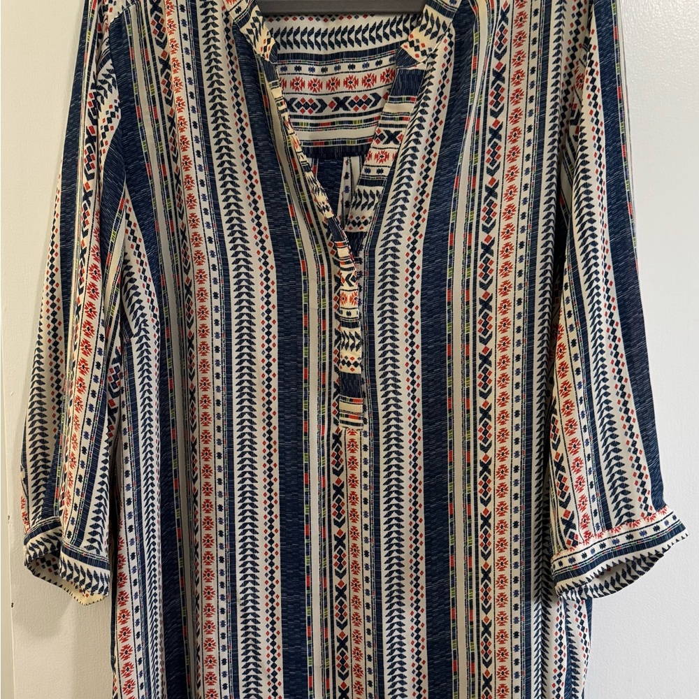 Rose & Olive Black and Blue 3/4 Sleeve Buttoned Blouse